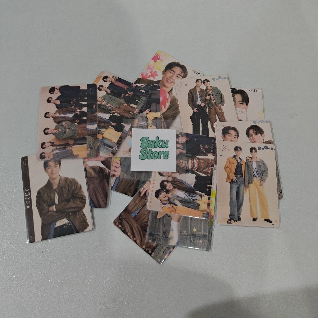 [แยกใบ] PERFECT 10 LINERS COLLECTIBLE RANDOM CARD | โฟโต้การ์ดจีเอ็มเอ็ม (GMM)