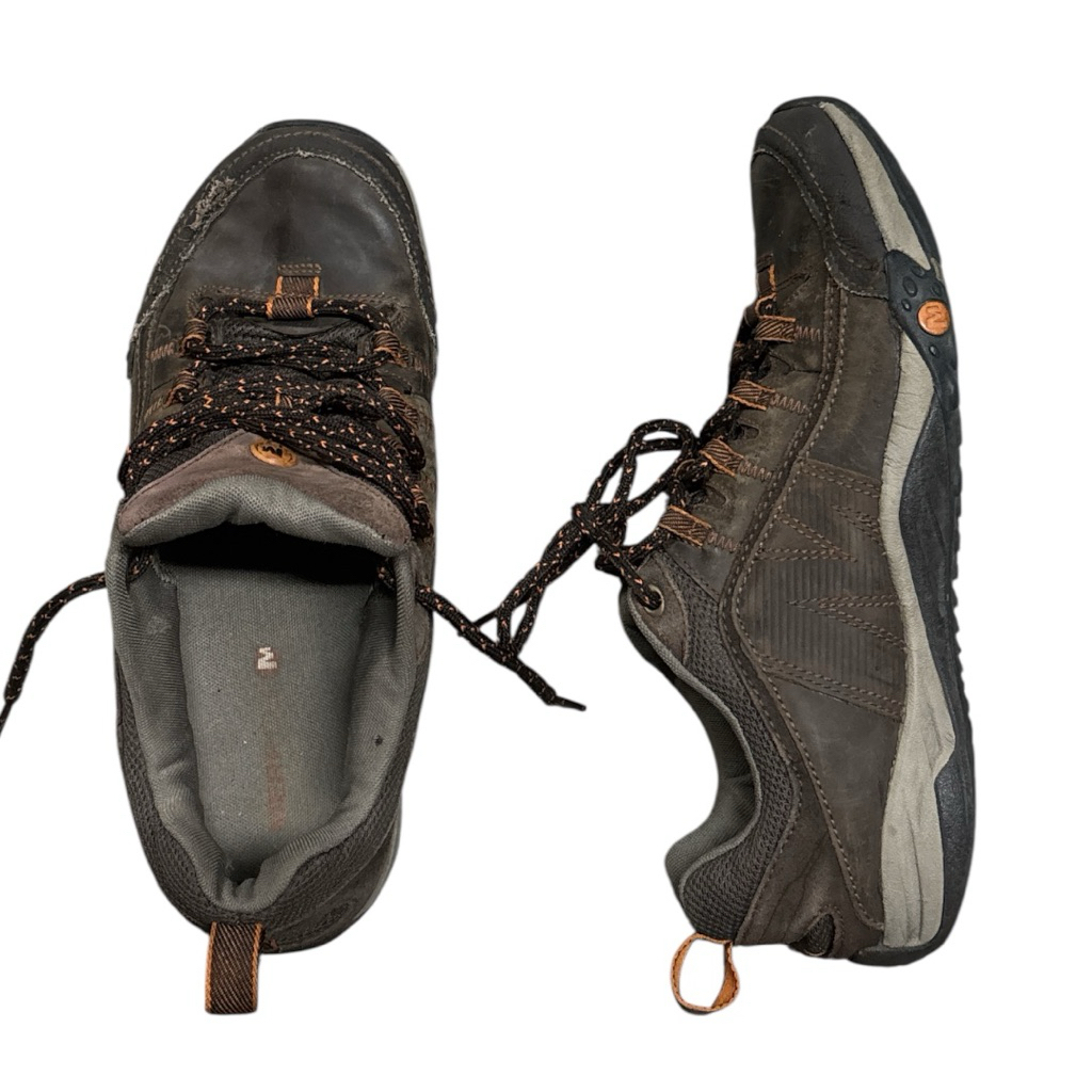 รองเท้าเดินป่า หนังน้ำตาล มือสอง สภาพดี (shoe merrell) 👞