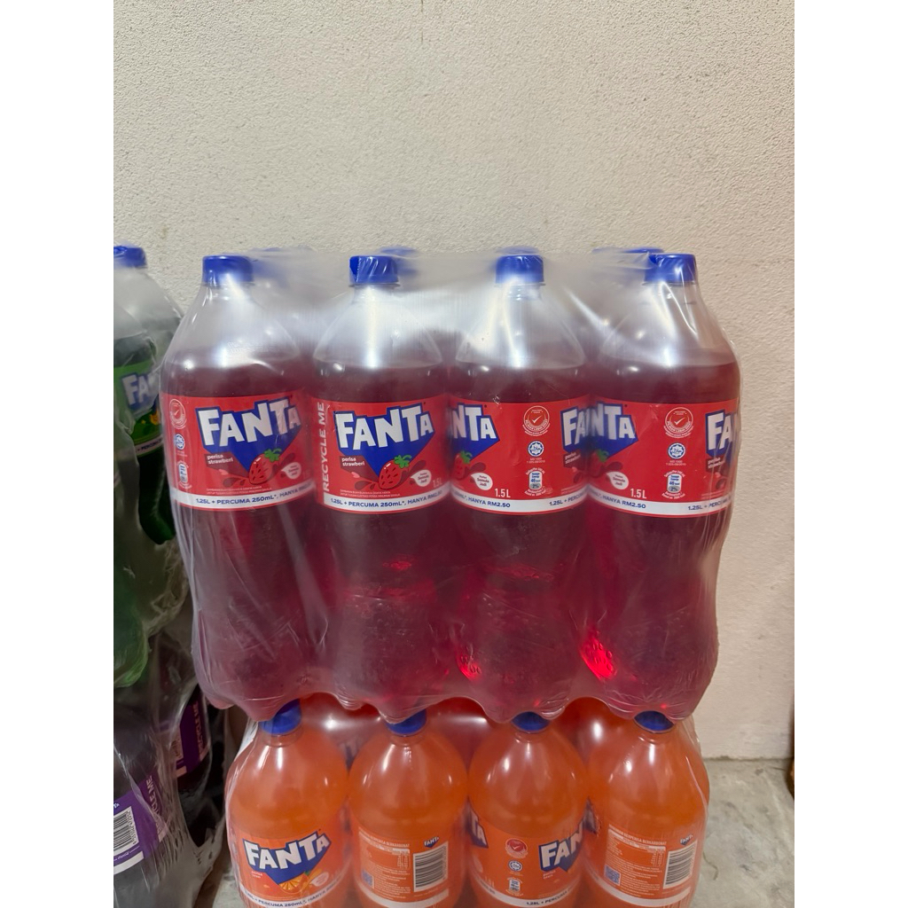 น้ำแฟนต้าแดง ขนาดใหญ่1.5L มาเล แพ็ค12ขวด