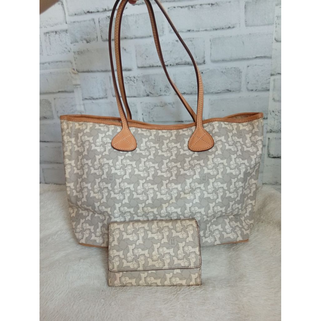Celine Vintage Y2K Bag Tote + Wallet Set ของแท้ ลาย Horse Carriage Canvas หนังแท้ กระเป๋า Celine มือ