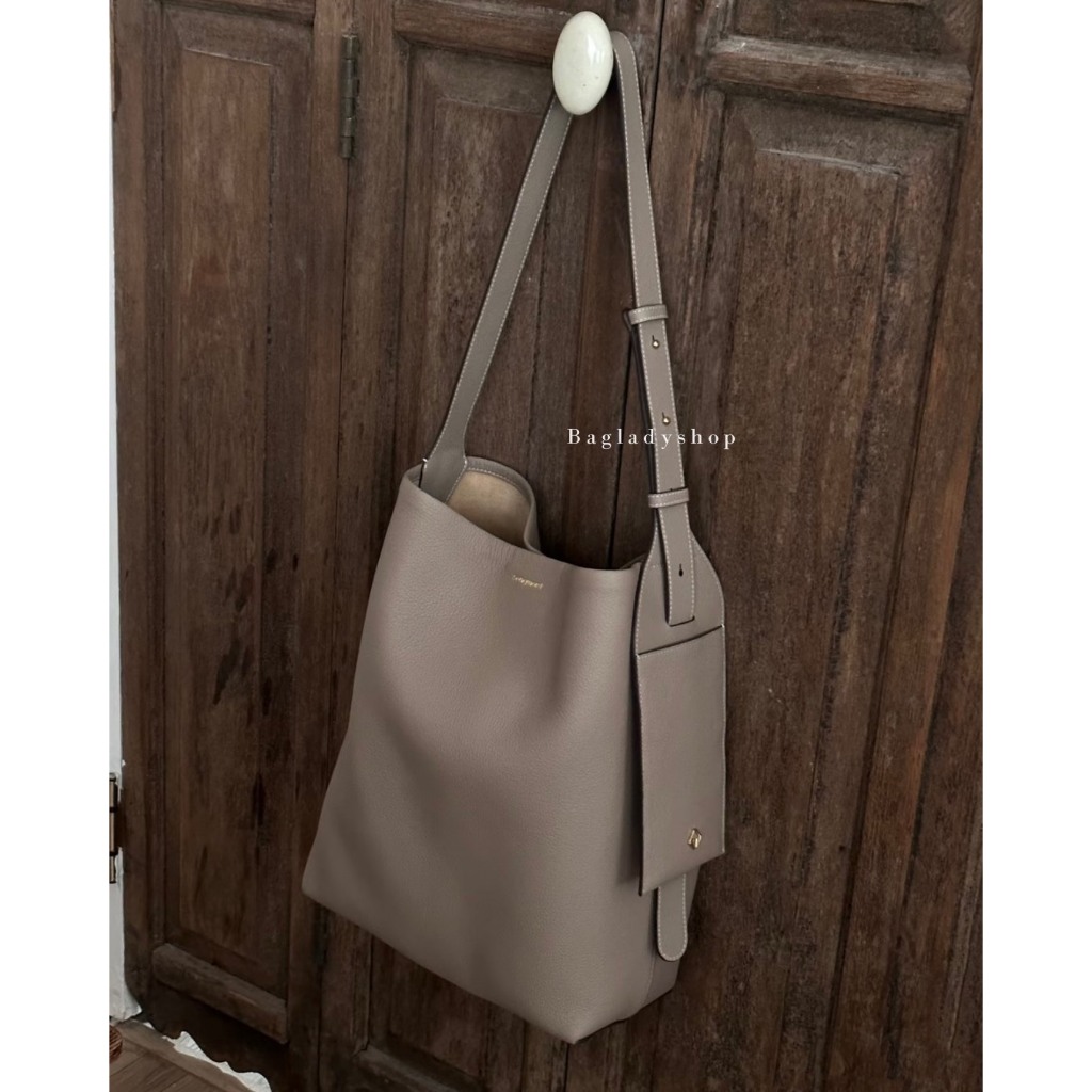 Songmont Icon Bucket Bag (Large) ของแท้ 100% กดจาก official Songmont