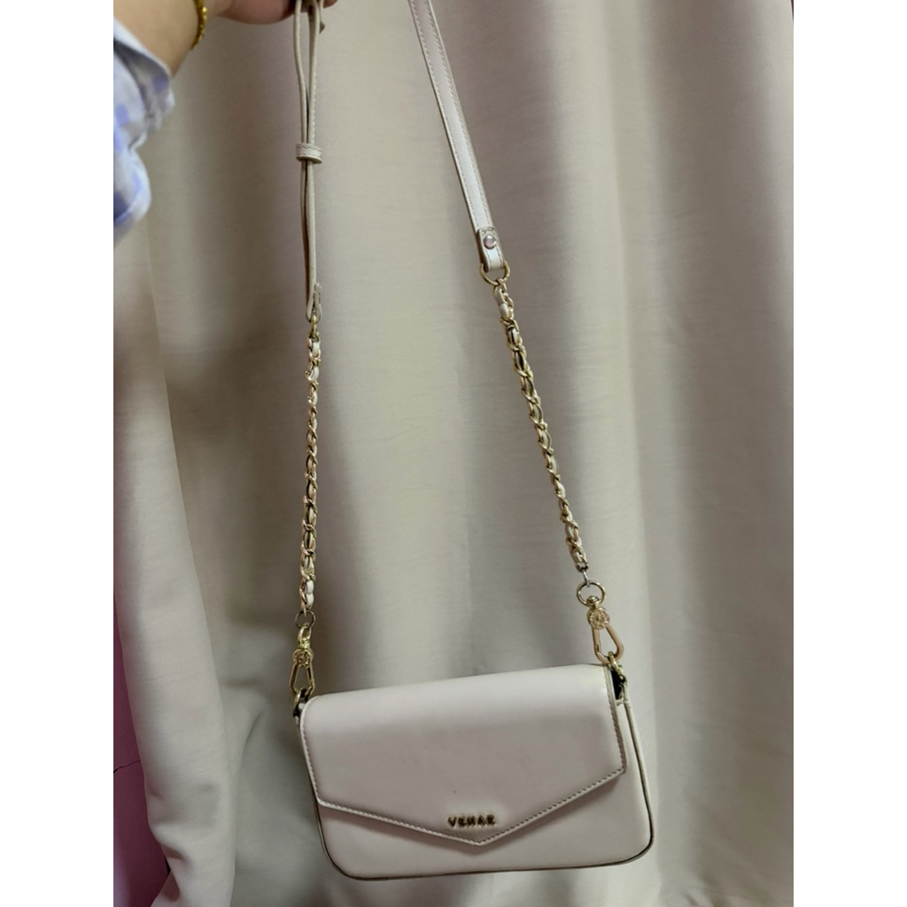 กระเป๋า vemar มือ 2 สี Ivory