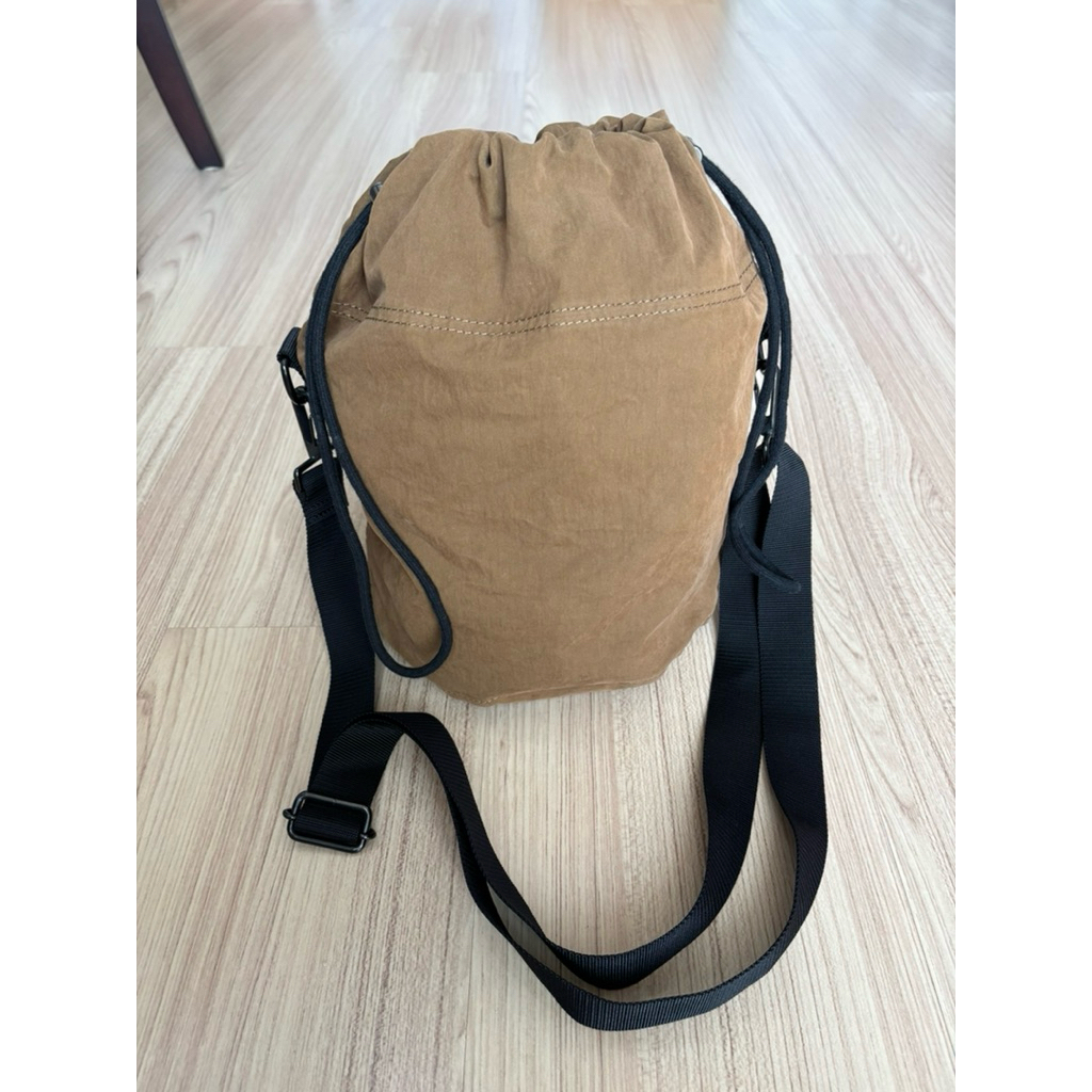 กระเป๋าผ้าทรงจีบงานแบรนด์ MHL มือสอง สภาพยังสวย ไม่มีตำหนิ 😊😊