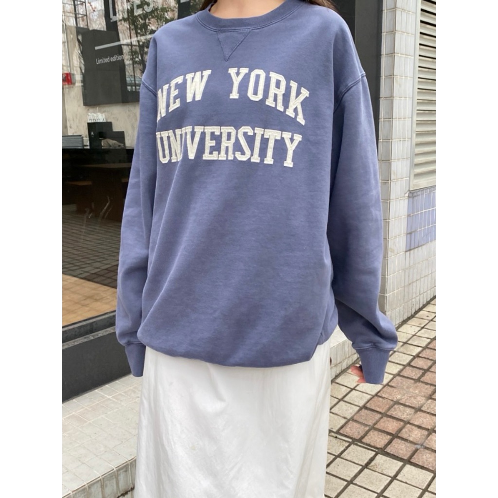 (พร้อมส่ง) Brandy Melville Erica New York University Sweatshirt เสื้อสเวตเตอร์ เสื้อแขนยาว ของแท้จาก