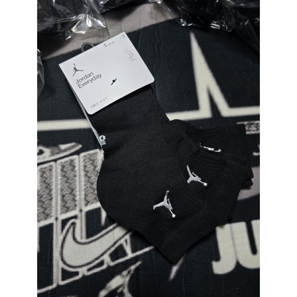 ถุงเท้า Nike Unisex Jordan Everyday Cush Poly Ankle Socks - Black สีดำ ข้อสั้น  มือ 1 ป้ายไทย แท้💯