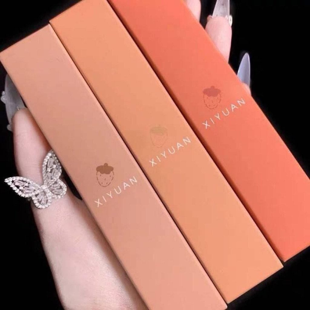 Xiyuan Strawberry Velvet Lip ลิปเนื้อแมตท์กำมะหยี่
