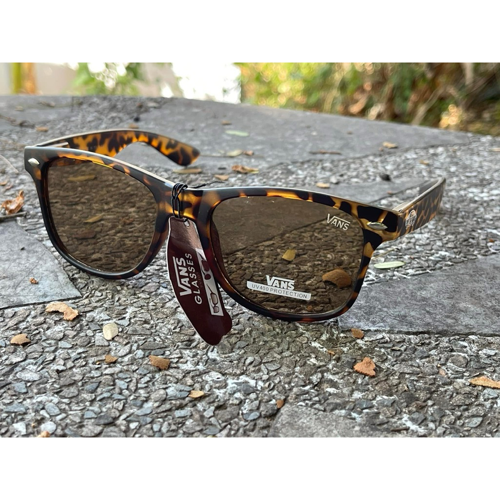 แว่น van⚡️ นำเข้า Japan 🇯🇵 เลนส์กระจกแท้ กันแสง uv 400 Elsby Shades Matte Black and blue Sunglasses Unisexส่งในไทย