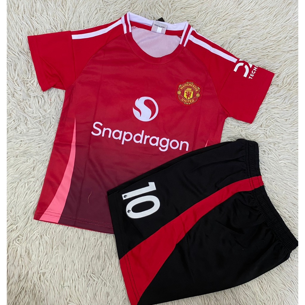 ชุดฟุตบอลเด็กสีแดงเบอร์10สกรีนชื่อRASHFORDเสื้อ+กางเกง