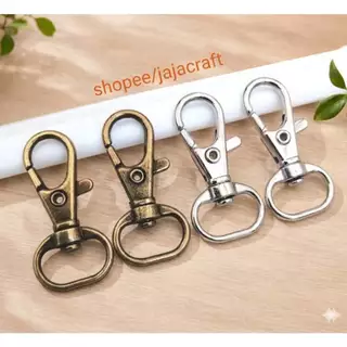 ตะขอคอหมาเกี่ยวหรือก้ามปู แพ็ค 10 ชิ้น สูง 3.2 cm. กว้าง 1.5 cm. ช่องสอดวัดด้านในกว้าง 1.2 cm.