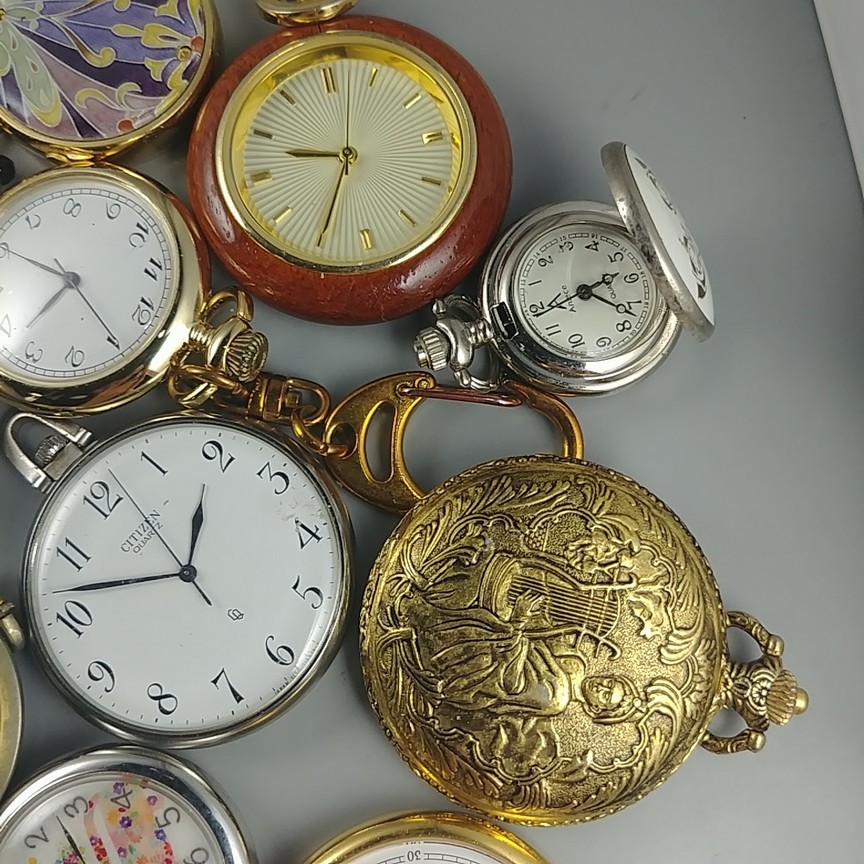 Pocketwatch นาฬิกาพก รูปทรงและขนาดต่างๆ กัน ทั้ง Seiko และ Citizen Quartz ไม่จำกัดเพศ ทรงรีและทรงกลม