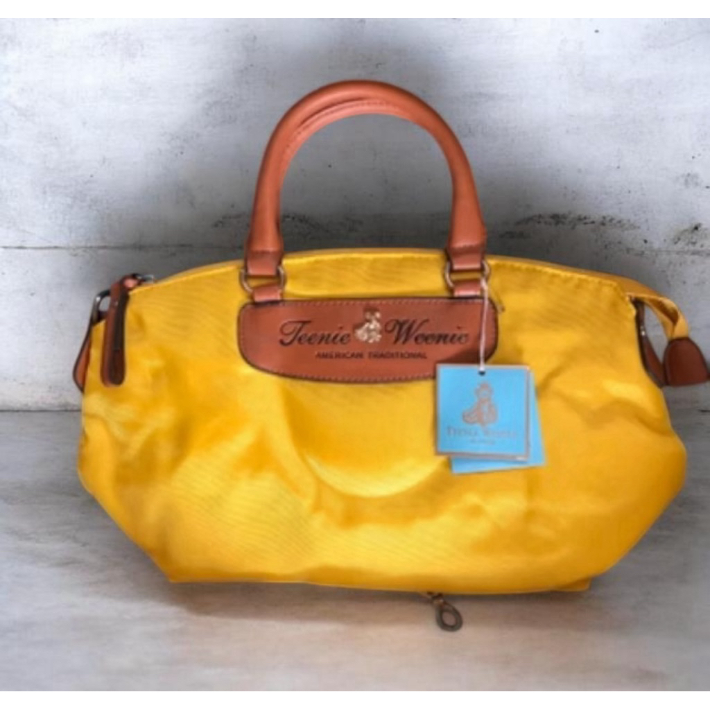 กระเป๋า Teenie Weenie ของแท้