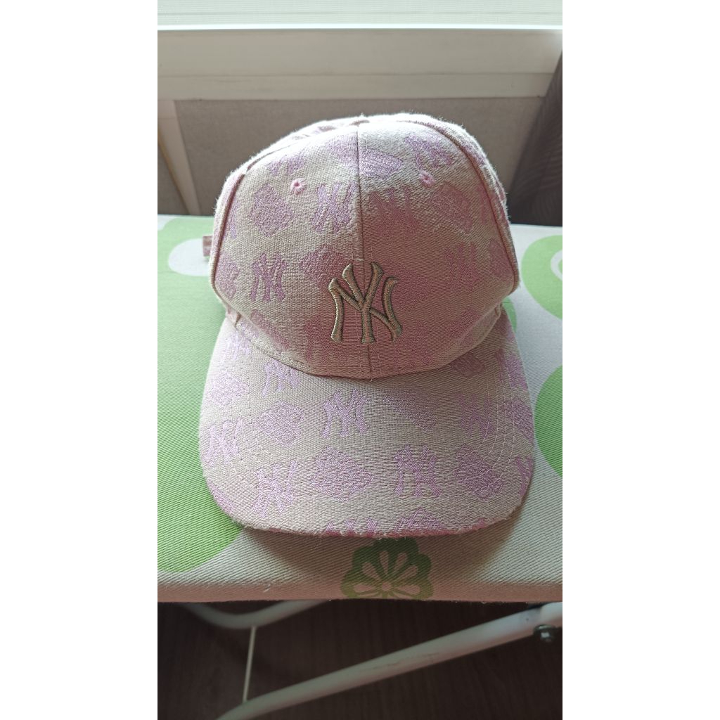 หมวกมือสอง ny+fendiคอลแลปกัน