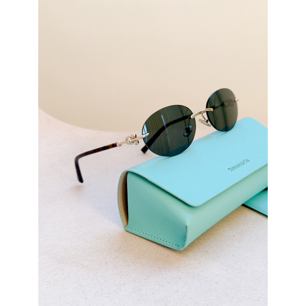 Tiffany & Co. แว่นกันแดด รุ่น 0TF3104D ของแท้มาพร้อมการรับประกันค่ะ รูปที่ 6