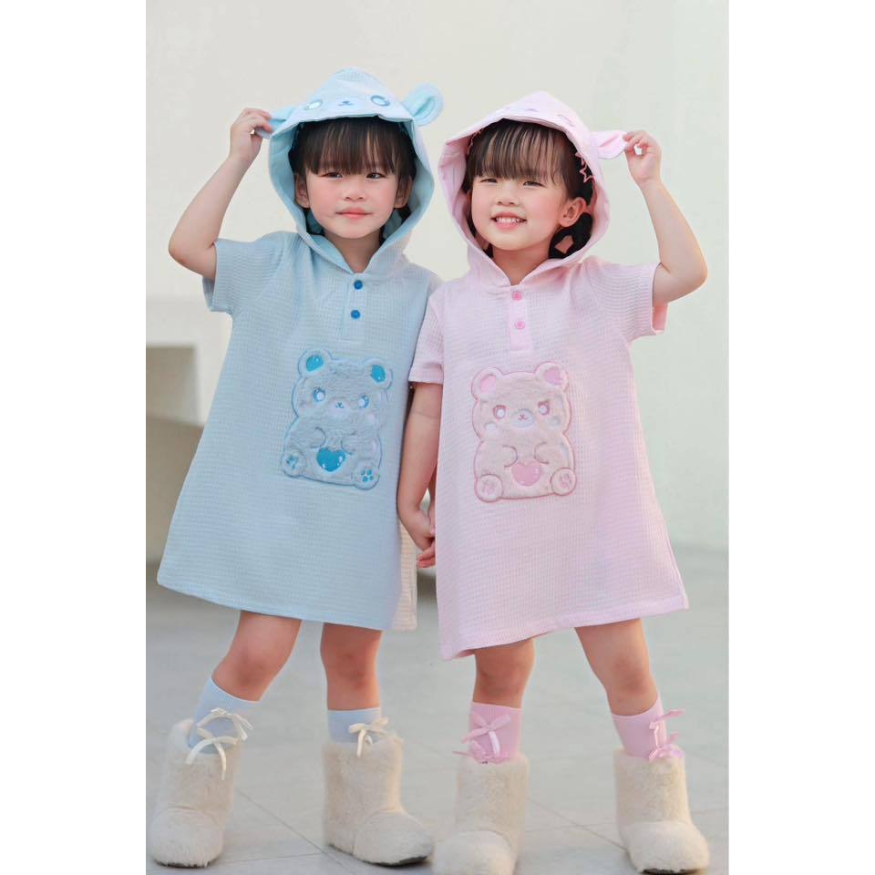 gummy hoody in pastel colors
