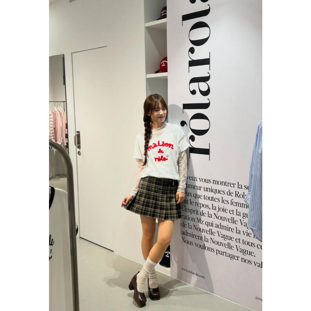 Rolarola Maison Rola Embroidery T-shirt วอนยอง เสื้อเกาหลี ระบายอากาศดี ราคา ถูกที่สุด ดีลบีเคเค แกลเลอรีภาพที่ 6
