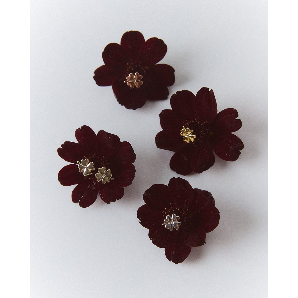 Julys - charming luck clover stud earrings