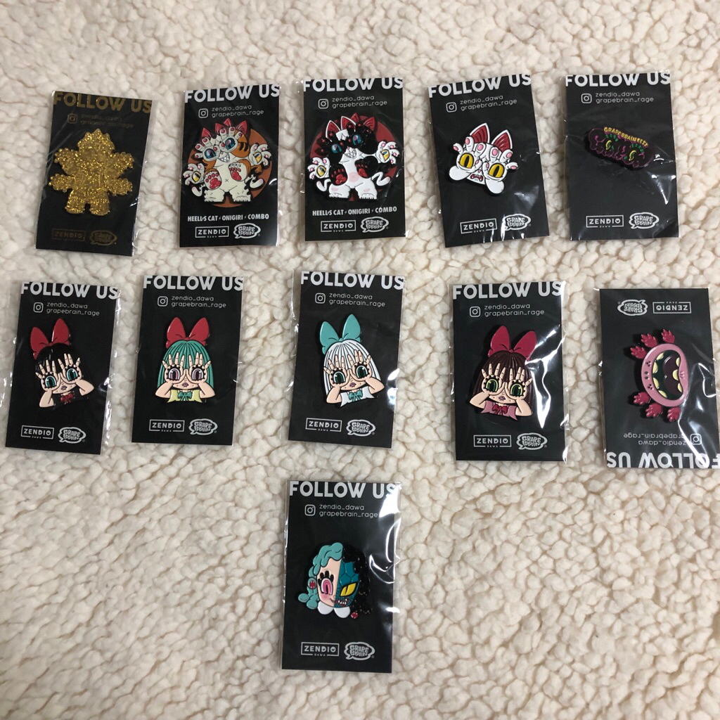 [พร้อมส่ง] Grape Brain - Character Pin, Keychain