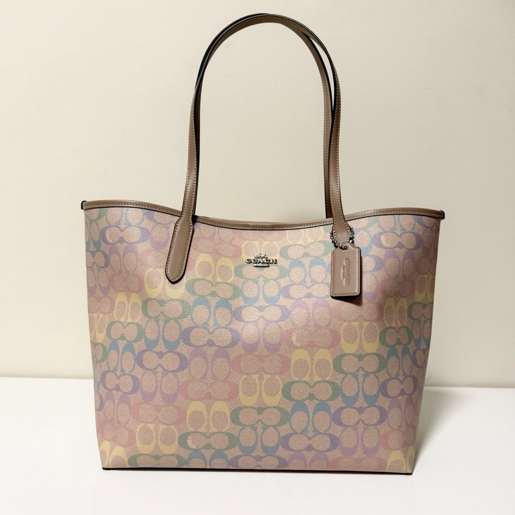 พร้อมส่ง ของแท้ เลือกสีด้านใน CITY TOTE IN SIGNATURE CANVAS ราคา ถูกที่สุด ดีลบีเคเค แกลเลอรีภาพที่ 9