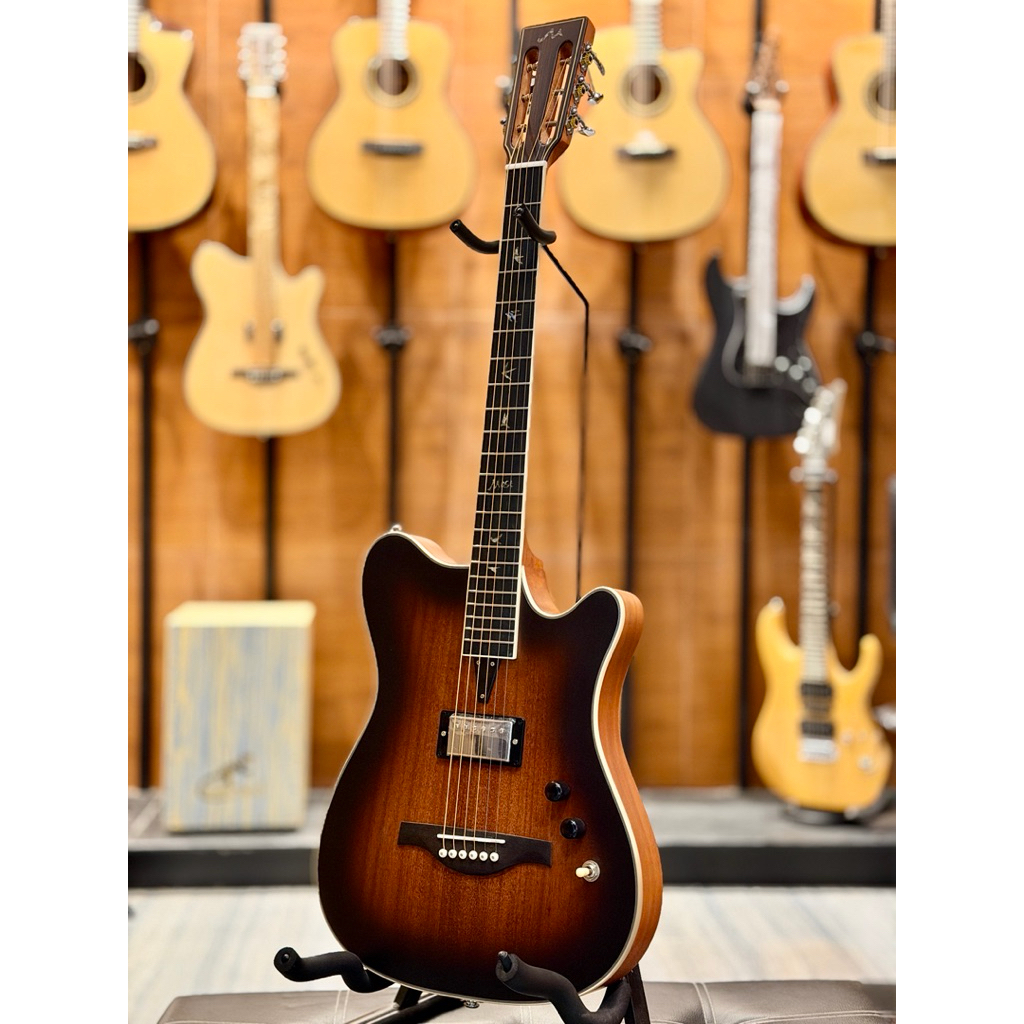 กีต้าร์โปร่งไฟฟ้า Most M-IAC Silent All solid ไม้แท้ทั้งตัว 2ระบบ จะเล่นเป็นกีต้าร์โปร่งก็ได้ เล่นเป็นกีต้าร์ไฟฟ้าก็ได้