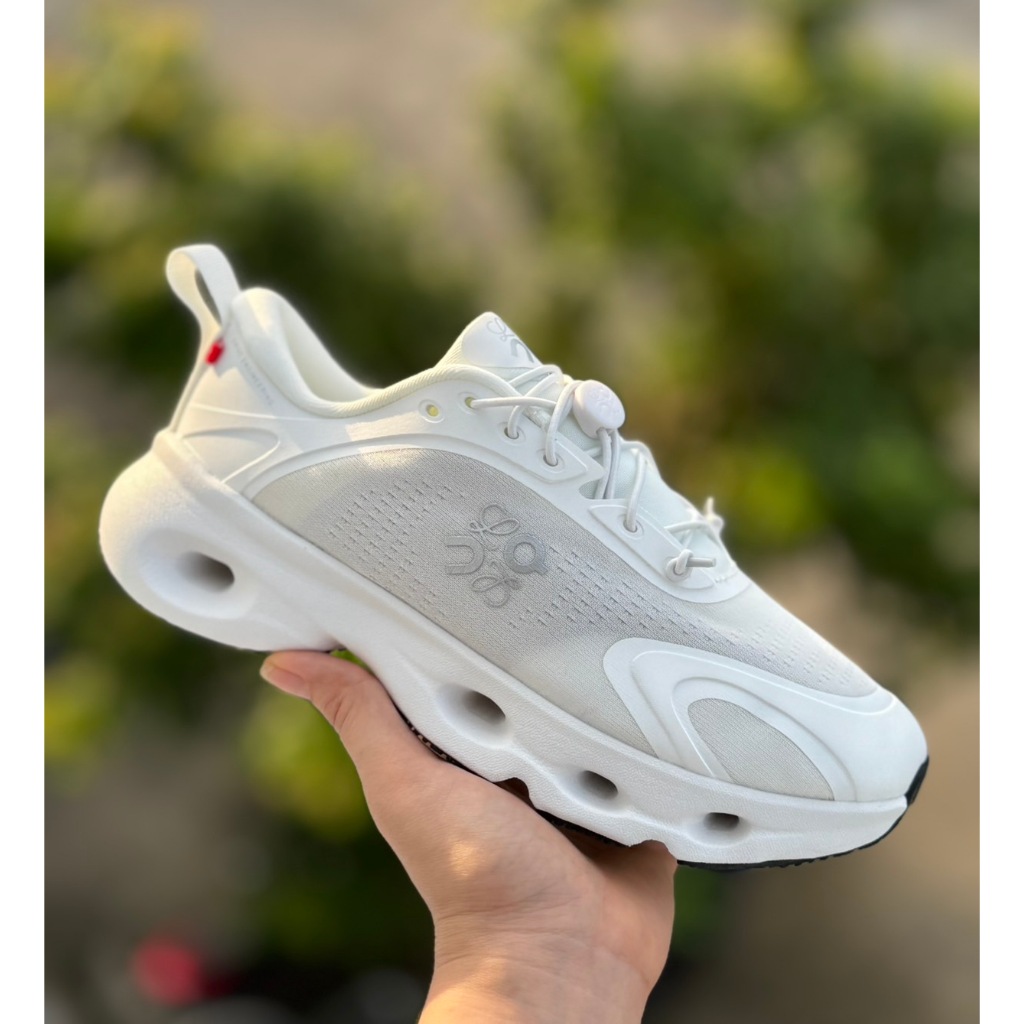 พร้อมส่ง O.n Cloud x Loewe Tilt V 1.0 / Venture / Solo รองเท้าผ้าใบ 🇯🇵💯