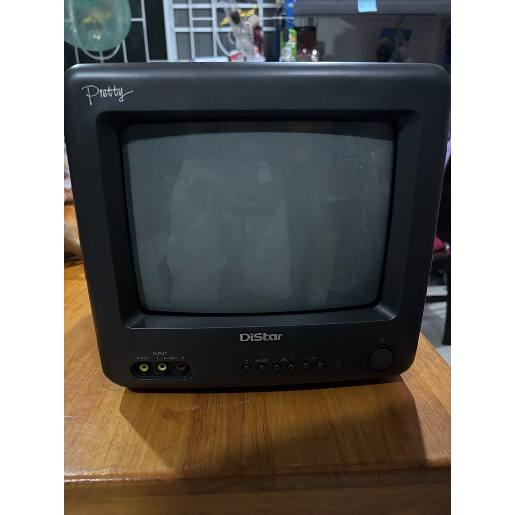 Distar CRT Color TV 10 inches no remote