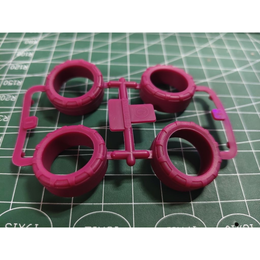 ยางมารูน ล้อเล็ก 1ชุด4เส้น งาน Project D สำหรับรถmini4wd