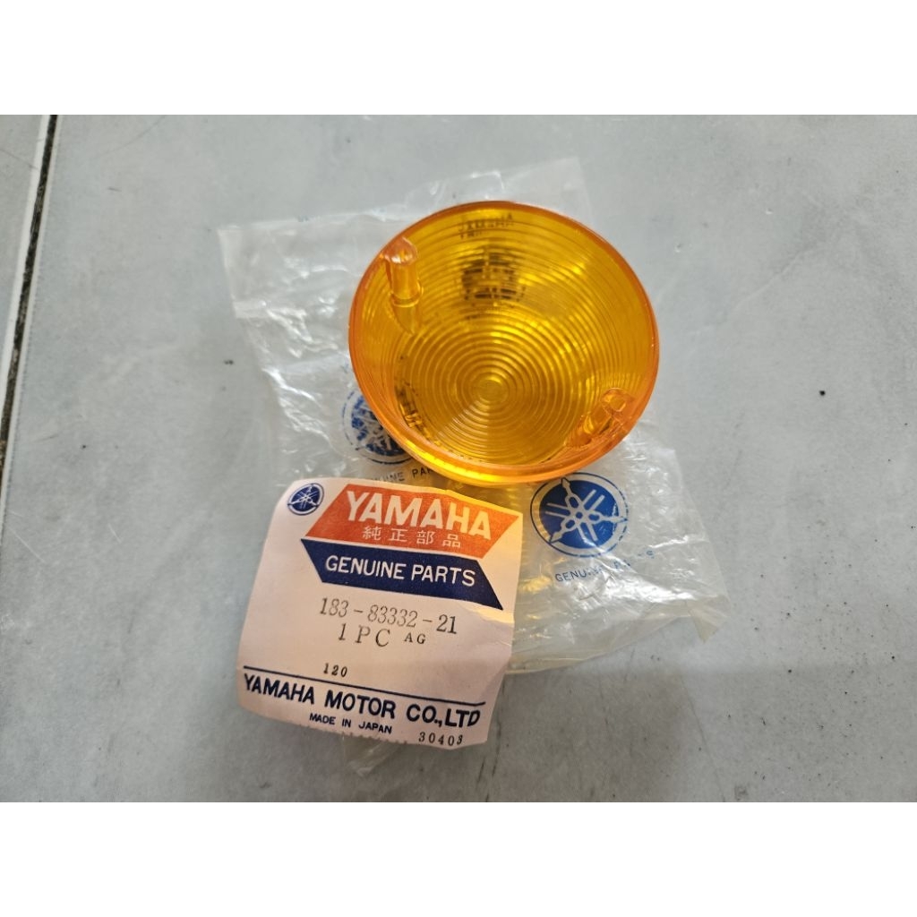 1ฝา ฝาไฟเลี้ยว แท้ใหม่ญี่ปุ่น Yamaha YL2 YG5 FS1 U5 U7 YAS1 H3