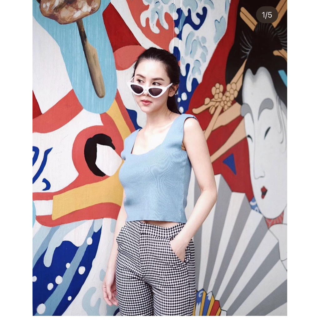 เสื้อครอป #bemingtop062 จากร้าน beming.official