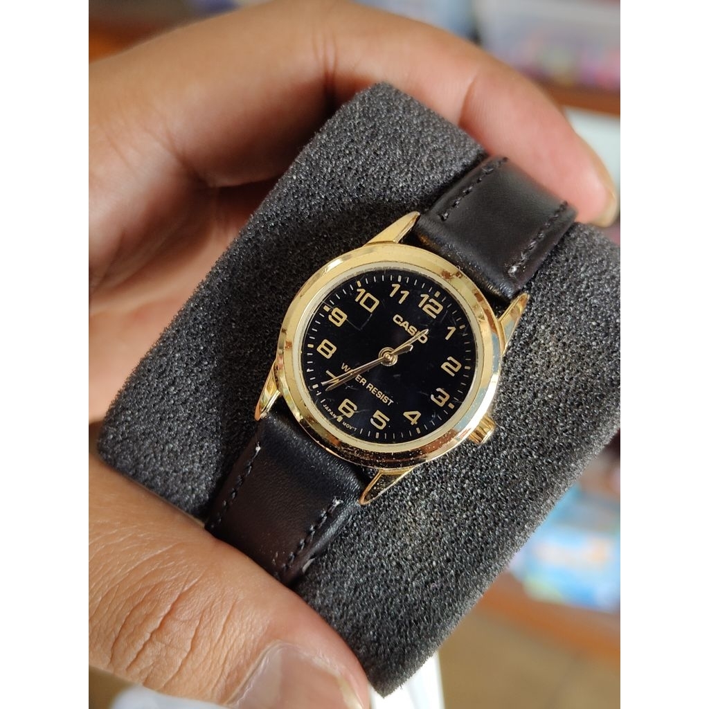 นาฬิกามือสองของแท้✅Casio ขนาดผู้หญิงพร้อมใช้งาน