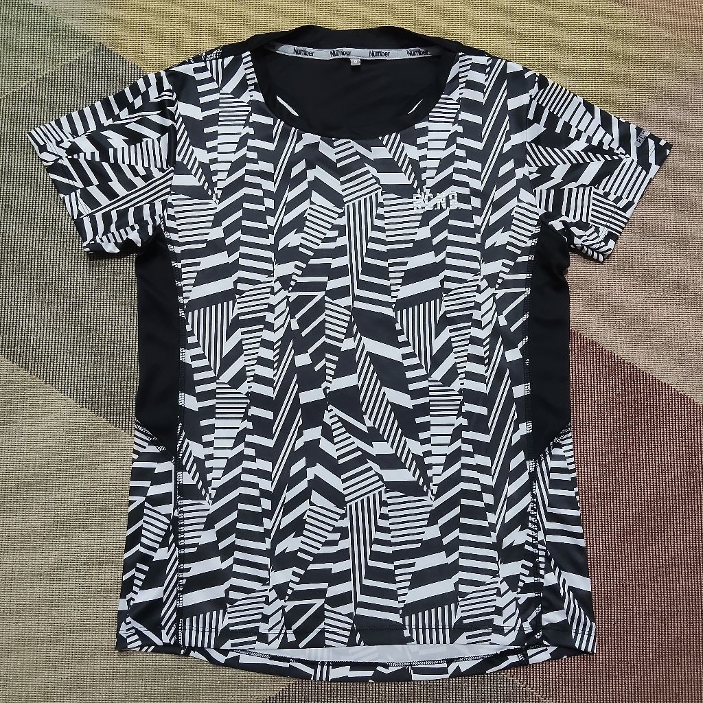 เสื้อกีฬา Sports Graphic Number size O รอบอก 36.5" มือสอง สภาพดี