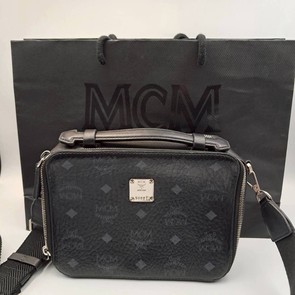 MCM Klassik Box Black Y.21