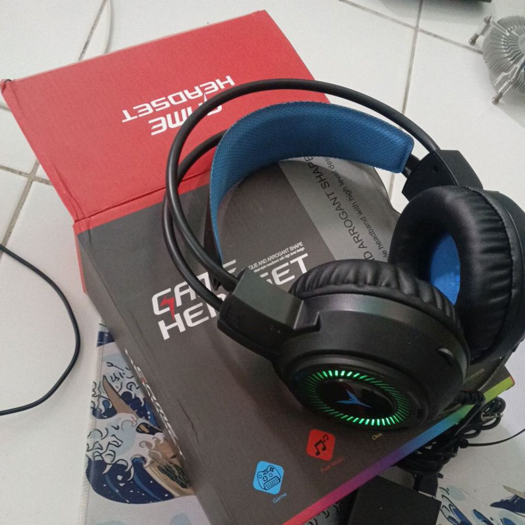 หูฟังคอมพิวเตอร์ ไฟ rgb มีไมค์ในตัว มีอสอง