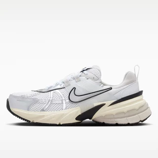 รองเท้าผู้หญิง Nike V2K Run ของแท้ ป้ายไทย