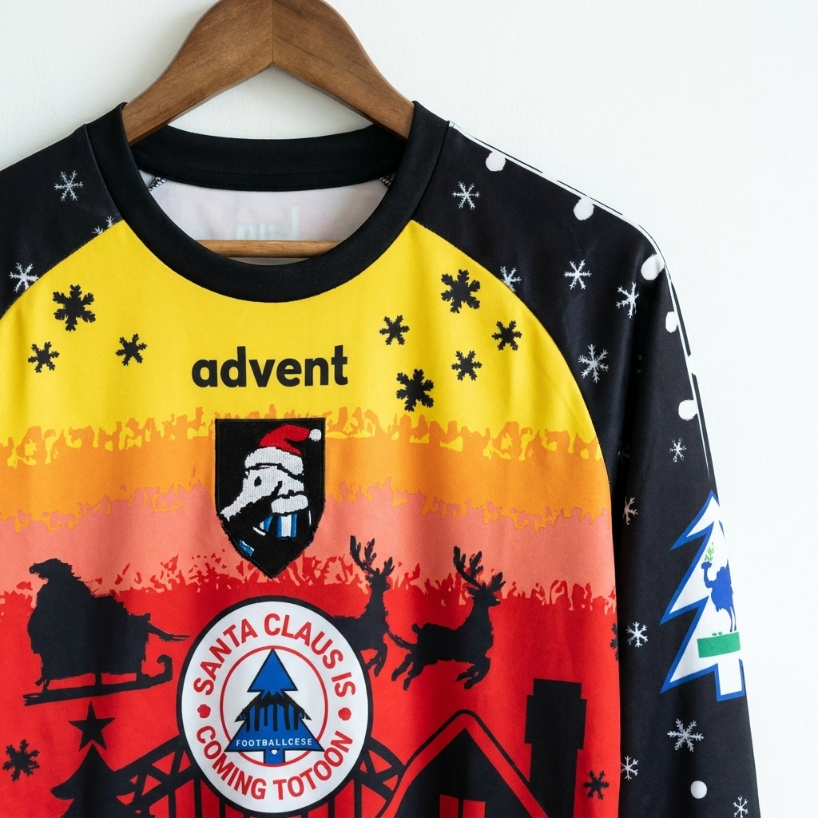 FORMD S-4XL เสื้อฟุตบอลแขนยาว ต้อนรับเทศกาลคริสมาส สำหรับแฟน สาริกา ส่งจากไทย ผ้าหนาส่งฟรี