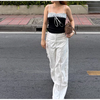 creamy mood pants กางเกงฉลุลูกไม้