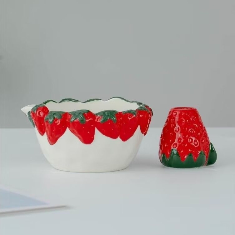 ชุด Chawan สตรอเบอรี่ แบบแม่ชมพู่ และคุณ Ploychava รุ่นใหม่ไม่มีซอกใต้สตรอเบอรี่ด้านใน อ่านก่อนกดซื้อนะคะ