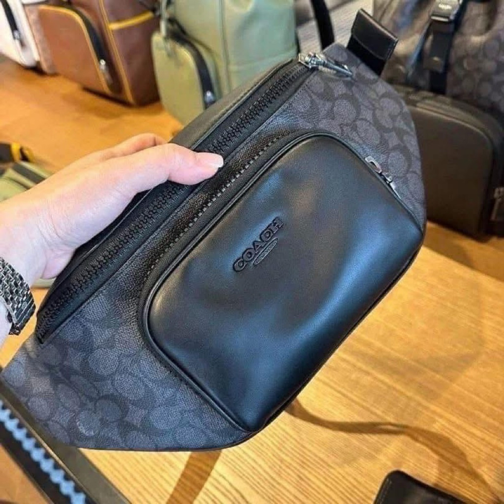 ⚡️⚡️พร้อมส่ง  🔥🔥 RACER BELT BAG IN SIGNATURE IN TAN BLACK Style No. 16.25" (L) x 6.75" (H) x 3.25" (