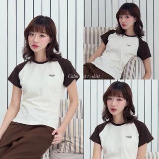 Calm cut T-shirt two tone เสื้อยืดแต่งแขนทูโทน แต่งป้ายโลโก้