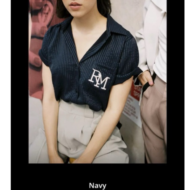 ส่งต่อ RALLY RM Ivy shirt - เชิ้ตปักโลโก้ RM (สีน้ำเงิน)