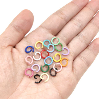 50-100ชิ้น ห่วงกระโดดคละสี 1.2x10mm ห่วงเปิดโลหะพ่นสีพาสเทล/สดใส สำหรับเชื่อมสร้อยคอ สายคล้องมือถือ DIY