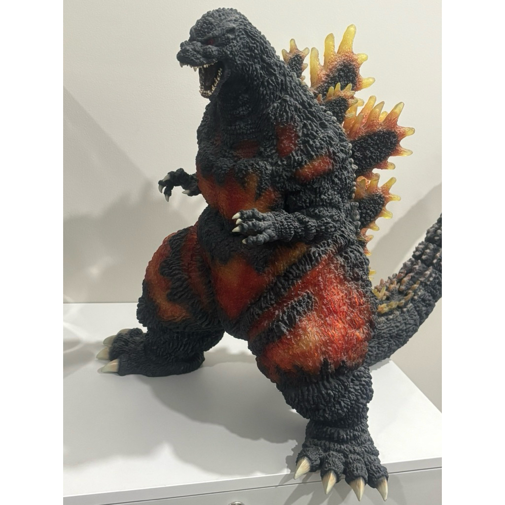 Godzilla X-PLUS GiganticSeries "Godzilla (1995) เวอแรกตีไม่แท้