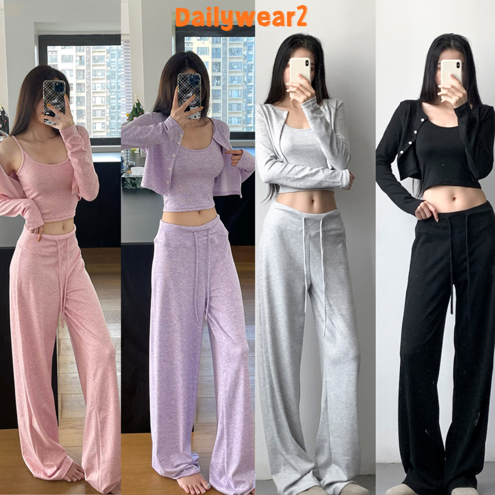 Dailywear พร้อมส่ง ✨ชุดนอนสามชิ้นแสนสบายชุดนี้เหมาะสำหรับการพักผ่อนที่บ้าน ประกอบด้วยเสื้อคลุม กางเกง และเสื้อสายเดี่ยว