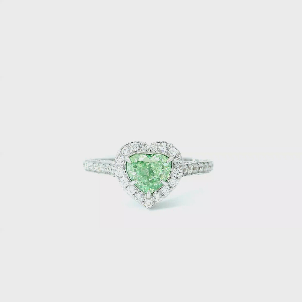 1.04 Carat Fancy Green VS Clarity Diamond Ring
