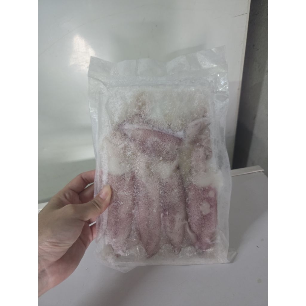 [สินค้าพร้อมส่งด่วน]ปลาหมึกไข่แดดเดียว 300 กรัม