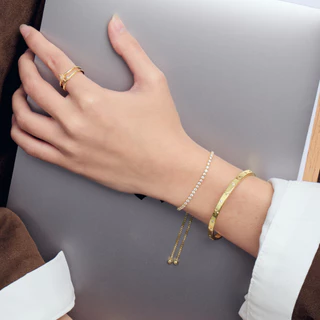 Tennis Bracelet สร้อยข้อมือประดับเพทายปรับขนาดได้