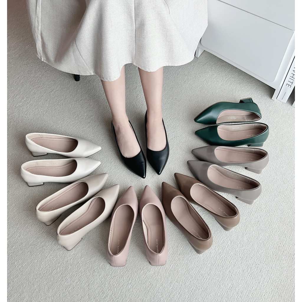 [พร้อมส่ง]รองเท้าคัทชู ปลายแหลม ส้น Block Heels สูง 1 นิ้ว หนัง PU KaimookSissy (KS681006)
