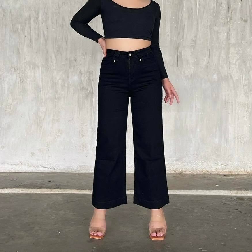 กางเกงยีนส์ทรงกระบอกเล็ก รุ่น 0853 สี ดำ สนิท black black เนื้อผ้านุ่ม ยืดได้เยอะ ทรงกระชับ ใส่ทำงานก็ได้ เอวสูง ผ้าหนา