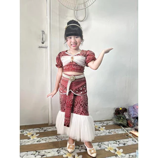ชุดไทยนางเงือกน้อยสู่ท้องทะเล