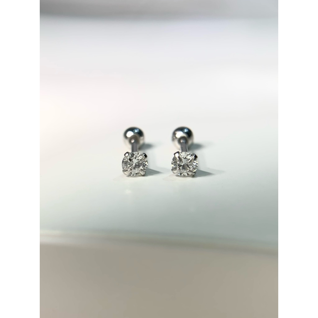 Diamond Delights ⊹ จิวหูเพชรกลม Diamond Piercing (Lab Grown)