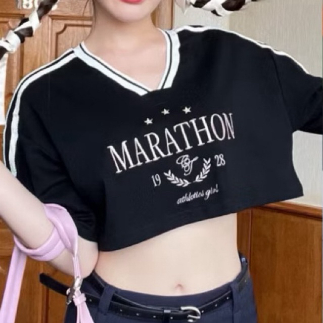 Cintage 🎀 freesize มือสอง Overcrop สีดำ ลาย Marathon ทรงคอวี